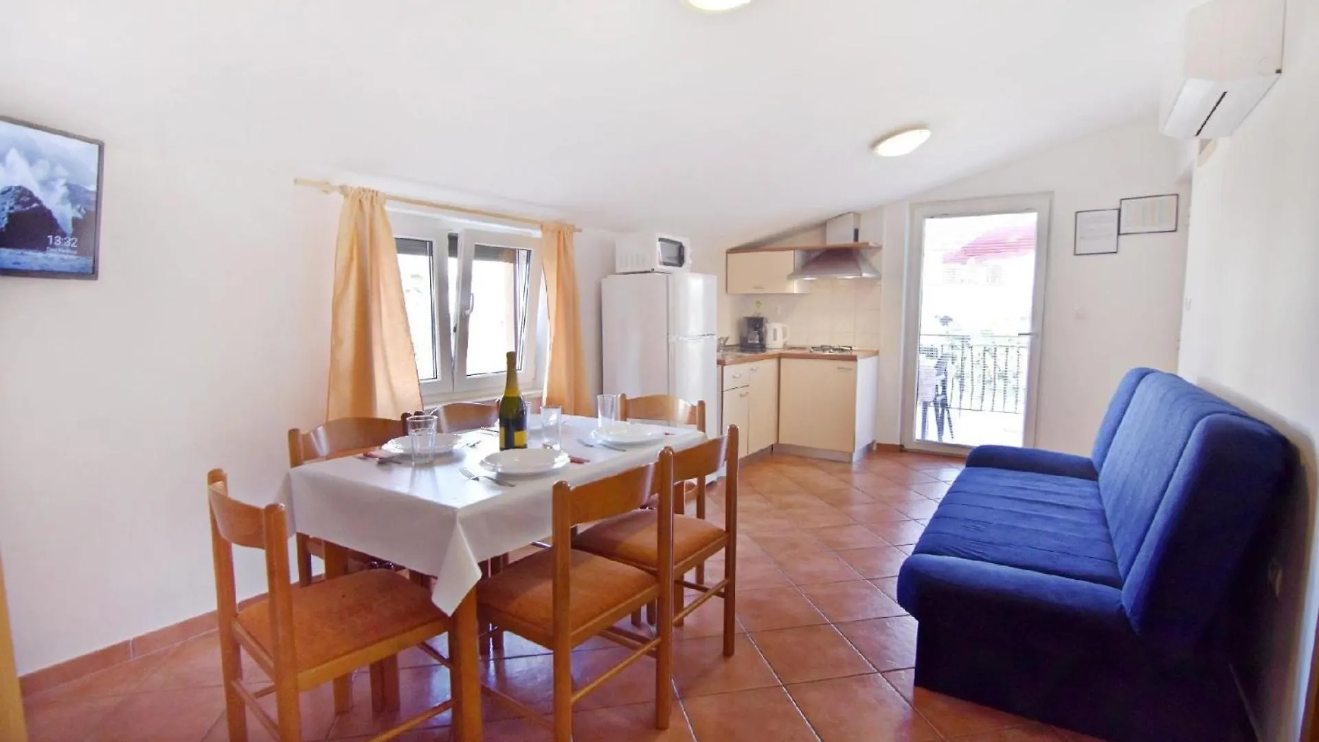 Apartment Mit Zwei Schlafzimmern In Strandnaehe In Umag